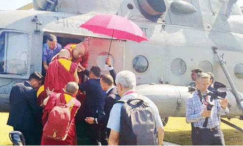 ദ​ലൈ​ലാ​മ ബൈ​ല​ക്കു​പ്പെ ക്യാ​മ്പി​ലെ​ത്തി