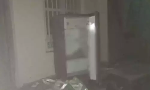 എറണാകുളത്ത് ആൾതാമസമില്ലാത്ത വീട്ടിലെ ഫ്രിഡ്ജിൽ തലയോട്ടിയും അസ്ഥിയും