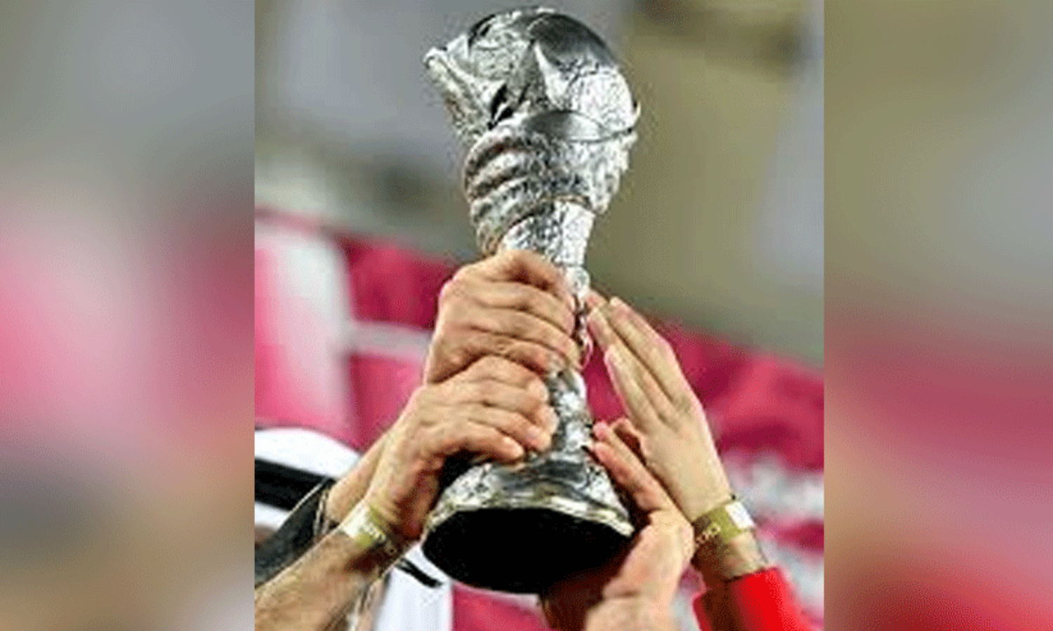 അറേബ്യൻ ഫുട്ബാൾ കപ്പ്; ബഹ്‌റൈൻ ടീമിനെ ഒ.ഐ.സി.സി പത്തനംതിട്ട അഭിനന്ദിച്ചു​