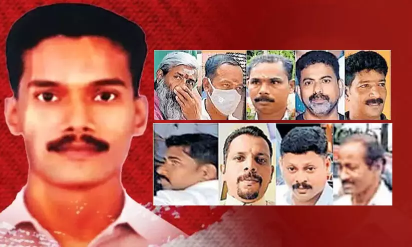 റിജിത്തിനെ വധിച്ചത് ആർ.എസ്.എസ് ശാഖയെച്ചൊല്ലിയുള്ള തർക്കത്തെ തുടർന്ന്; ക്ഷേത്രത്തിനടുത്ത് പതിയിരുന്ന് വെട്ടിക്കൊന്നു റിജിത്തിനെ വധിച്ചത് ആർ.എസ്.എസ് ശാഖയെച്ചൊല്ലിയുള്ള തർക്കത്തെ തുടർന്ന്; ക്ഷേത്രത്തിനടുത്ത് പതിയിരുന്ന് വെട്ടിക്കൊന്നു