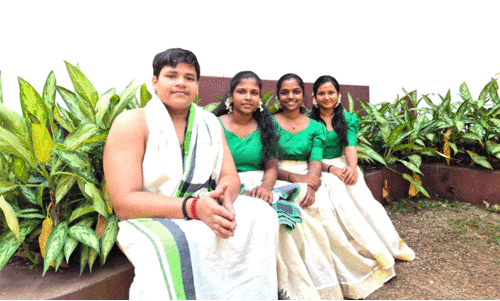 കോ​വി​ഡ്​​ കാ​ല​ത്ത്​ തു​ട​ങ്ങി; പ​വി​ത്ര​യി​ന്ന്​ ക​ലോ​ത്സ​വ​ത്തി​ലെ എ ​ഗ്രേ​ഡ്​ താ​രം