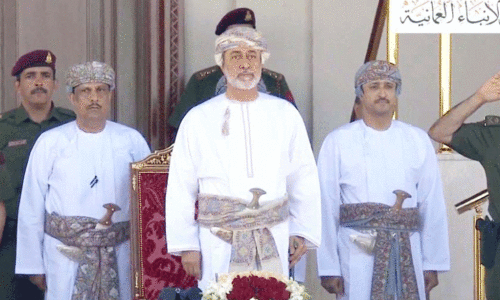 റോ​യ​ൽ ഹോ​ഴ്‌​സ് റേ​സ് ഫെ​സ്റ്റി​വ​ലി​ന് ആ​വേ​ശം പ​ക​ർ​ന്ന് സു​ൽ​ത്താ​ൻ