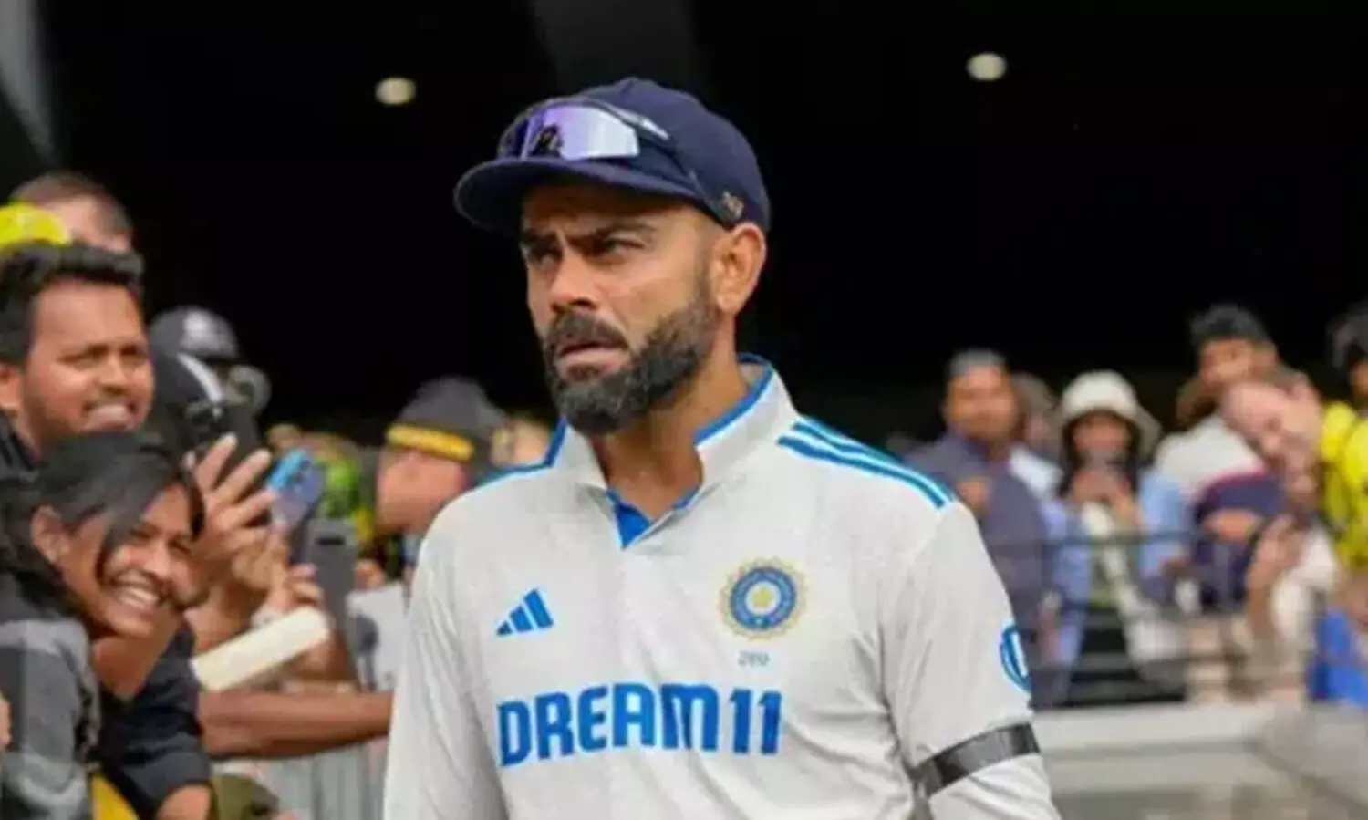 കൗണ്ടി ക്രിക്കറ്റ് കളിക്കാൻ കോഹ്ലി; ഇംഗ്ലണ്ട് പരമ്പരക്കു മുമ്പായി ആത്മവിശ്വാസം വീണ്ടെടുക്കാൻ താരം