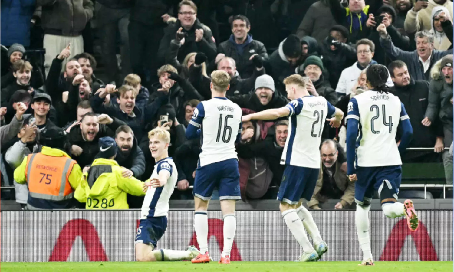 ഇംഗ്ലീഷ് ലീഗ് കപ്പ്: ലിവർപൂളിനെ അട്ടിമറിച്ച് ടോട്ടൻഹാം