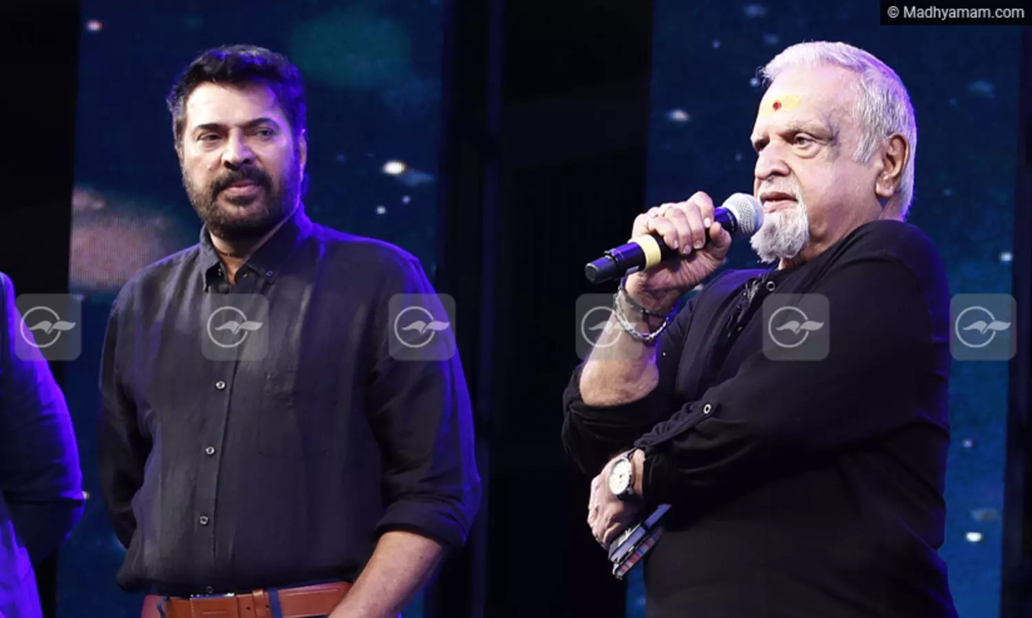 മമ്മൂട്ടിക്കൊപ്പം പാടിയും പറഞ്ഞും ഭാവഗായകൻ ‘മാധ്യമ’ത്തിന്‍റെ വേദിയിൽ...