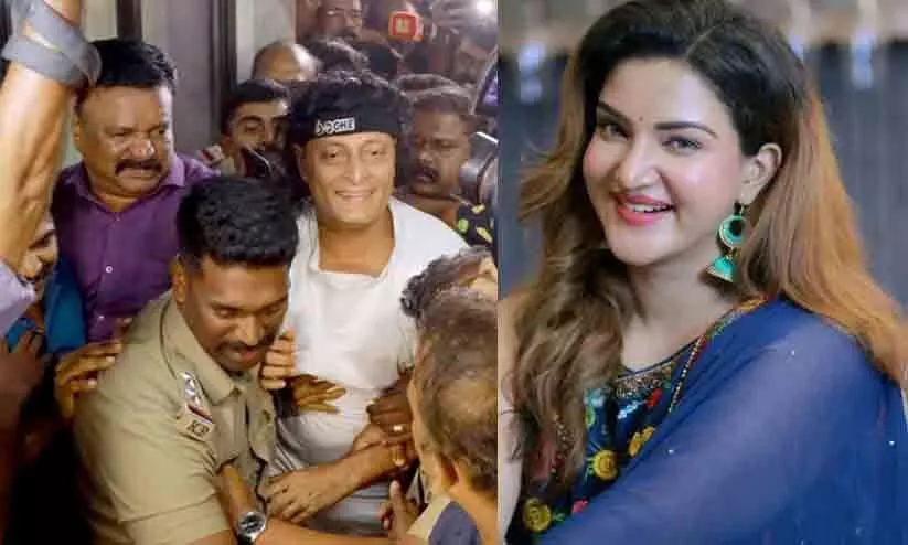 ബോബി ചെമ്മണൂരിന് ജാമ്യം നൽകിയാൽ സ്ത്രീകളുടെ അന്തസ്സിനെ ചോദ്യംചെയ്യലാകുമെന്ന് പ്രോസിക്യൂഷൻ; ജാമ്യാപേക്ഷയിൽ വിധി ഉടൻ