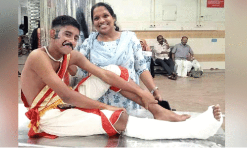 പരിക്കിനെ വിജയത്തിന്റെ പരിചയാക്കി ആശിഷ് പരിക്കിനെ വിജയത്തിന്റെ പരിചയാക്കി ആശിഷ്