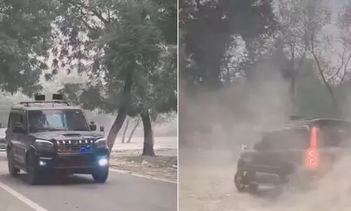 കാമുകിയു​ടെ ജന്മദിനാഘോഷം: കാറുകളുമായി ജില്ലാ പൊലീസ് ഓഫിസിനു മുന്നിൽ ഗുണ്ട സംഘങ്ങളുടെ വിളയാട്ടം -വൈറലായി വിഡിയോ