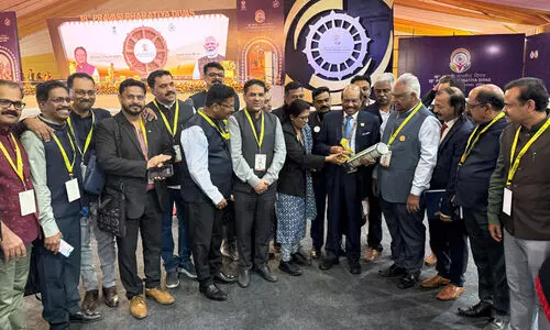 പ്രവാസി ഭാരതീയ ദിവസിനു ഒഡിഷയിൽ തുടക്കം; നോര്‍ക്ക നേട്ടങ്ങളുടെ കലണ്ടര്‍ എം.എ യൂസഫലി പ്രകാശനം ചെയ്തു