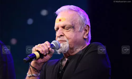 ഏകാന്തപഥികൻ ഞാൻ...