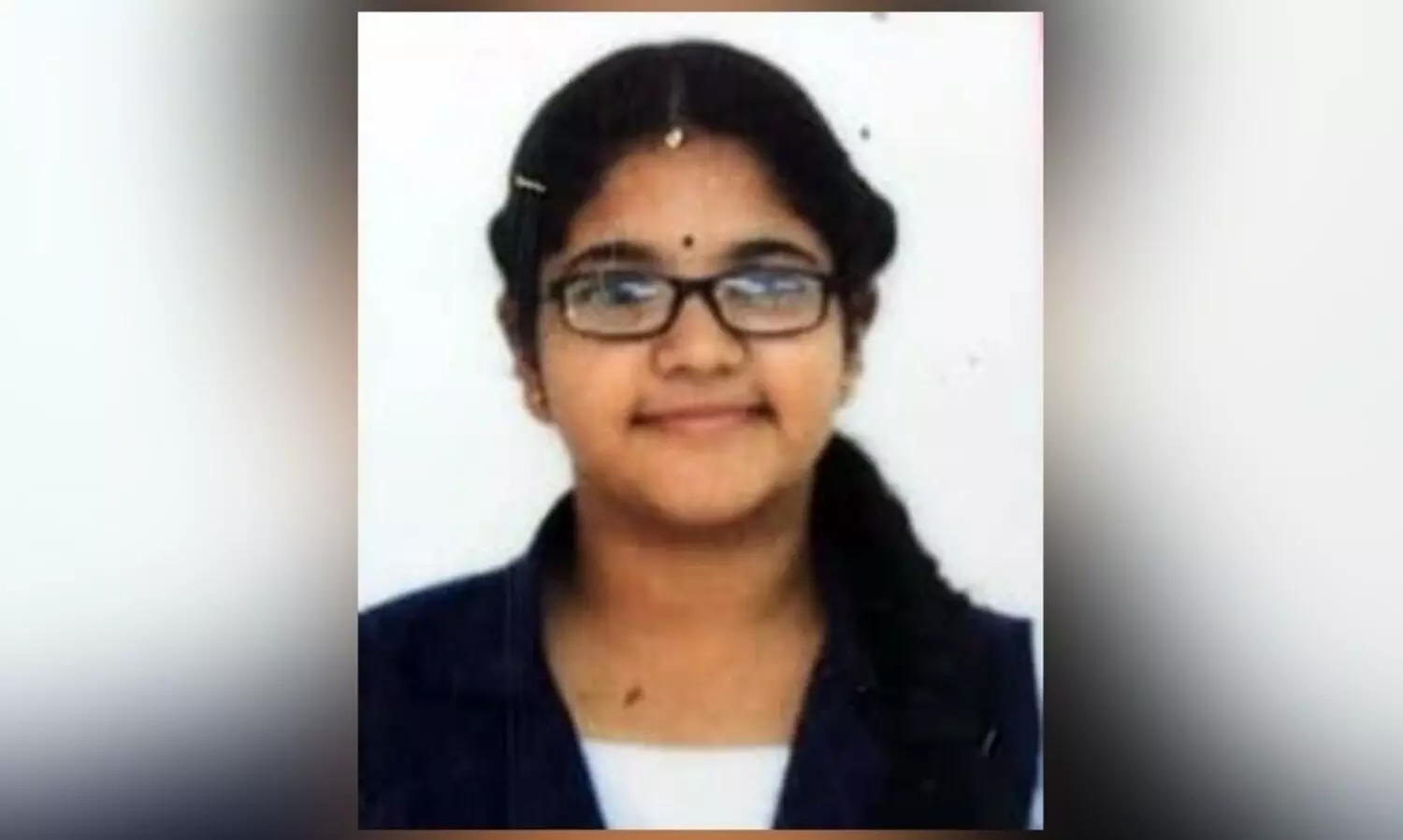 സ്കൂളിലേക്ക് നടന്നു പോകവെ തോട്ടിൽ വീണു; കണ്ണൂരിൽ വിദ്യാർഥിനിക്ക് ദാരുണാന്ത്യം