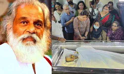 ഓടിയെത്താൻ കഴിയാത്ത ദൂരത്തിലാണ്..., മനസ്സുകൊണ്ട് പ്രണമിക്കാനേ കഴിയുന്നുള്ളൂ, വിഷമം പറഞ്ഞറിയിക്കാൻ വയ്യ -യേശുദാസ്