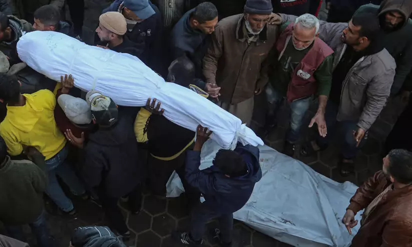 ഗസ്സയിലെ മരണം ഔദ്യോഗിക കണക്കിനേക്കാൾ 40 ശതമാനം അധികമെന്ന് ലാൻസെറ്റ് പഠനം ഗസ്സയിലെ മരണം ഔദ്യോഗിക കണക്കിനേക്കാൾ 40 ശതമാനം അധികമെന്ന് ലാൻസെറ്റ് പഠനം