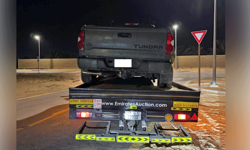 അപകടകരമായ ഡ്രൈവിങ്; ദുബൈയിൽ ഡ്രൈവർക്ക് 50,000 ദിർഹം പിഴ അപകടകരമായ ഡ്രൈവിങ്; ദുബൈയിൽ ഡ്രൈവർക്ക് 50,000 ദിർഹം പിഴ