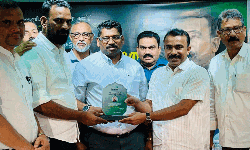 കെ.​എം.​സി.​സി മു​സ്‌​ലിം ലീ​ഗി​​ന്റെ മു​ഖം -മു​സ്ത​ഫ അ​ബ്ദു​ല്ല​ത്തീ​ഫ്