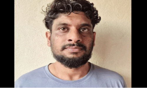 73 ല​ക്ഷം രൂ​പ​യു​ടെ ഹൈ​ഡ്രോ ക​ഞ്ചാ​വ് ക​ട​ത്തി​യ മ​ല​യാ​ളി യു​വാ​വ് അ​റ​സ്റ്റി​ൽ