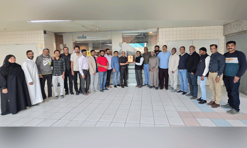 ടി.എം.സി. അബ്ദുൽ ജലീലിന് യാത്രയയപ്പ് നൽകി ടി.എം.സി. അബ്ദുൽ ജലീലിന് യാത്രയയപ്പ് നൽകി