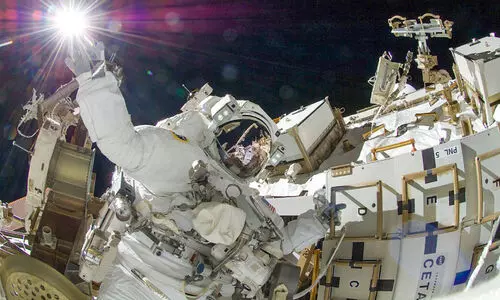 സു​നി​ത ന​ട​ക്കും, മ​റ്റൊ​രു ച​രി​ത്ര​ത്തി​ലേ​ക്ക്