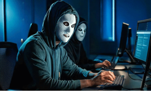 ‘ഡിജിറ്റൽ അറസ്റ്റി’ലൂടെ 1.35 കോടി തട്ടി; കർണാടക സ്വദേശി അറസ്റ്റിൽ ‘ഡിജിറ്റൽ അറസ്റ്റി’ലൂടെ 1.35 കോടി തട്ടി; കർണാടക സ്വദേശി അറസ്റ്റിൽ