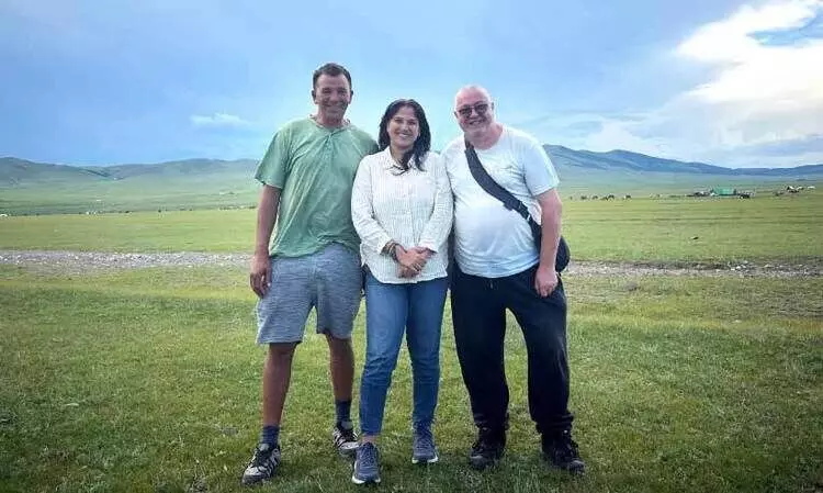 യാ​ത്രാ​പ​ഥ​ത്തി​ല്‍