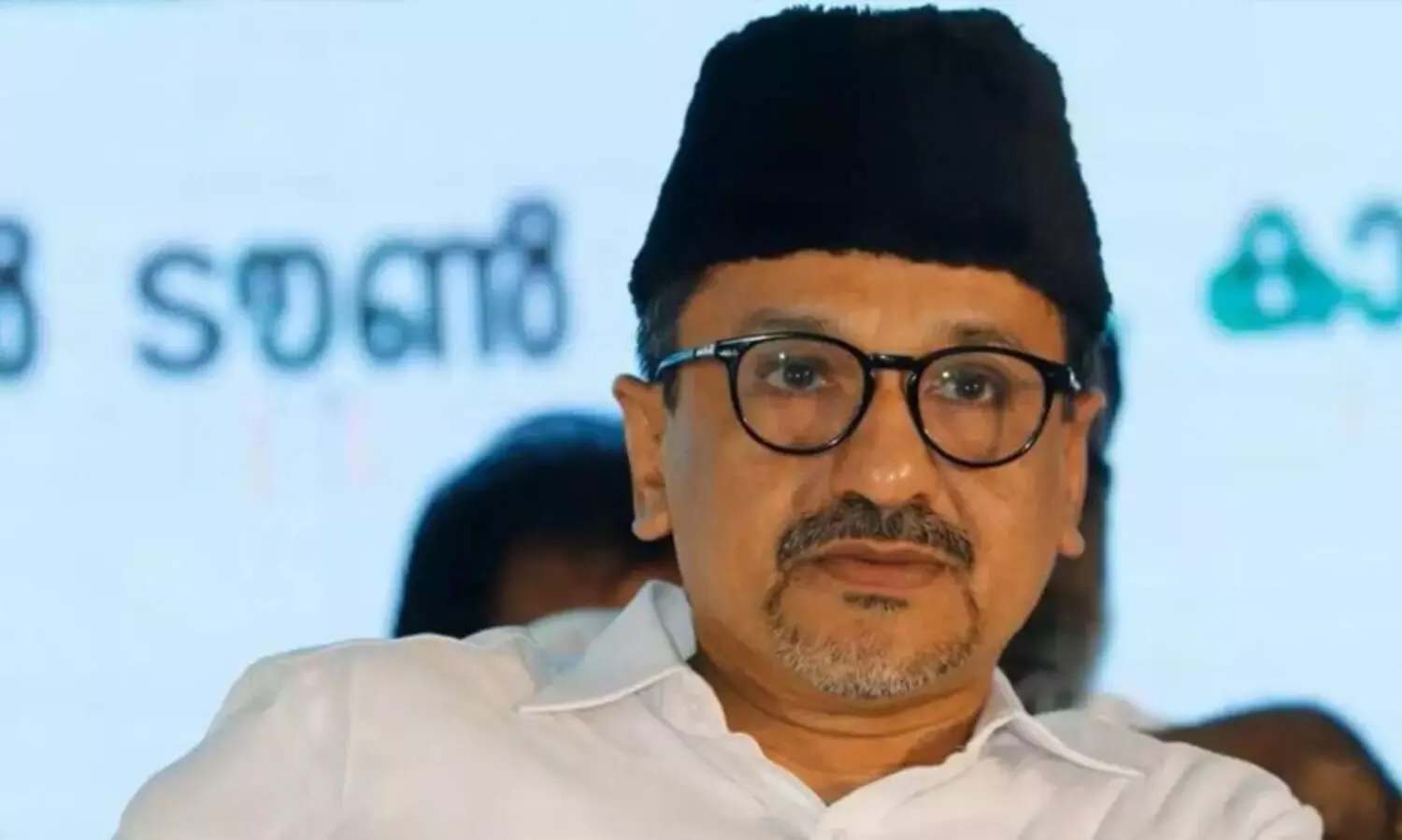 സമസ്തയിലെ ലീഗ് വിരുദ്ധ വിഭാഗം സാദിഖലി തങ്ങളോട് ഖേദം പ്രകടിപ്പിച്ചു