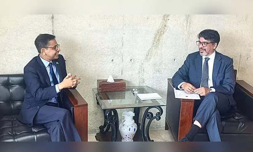 ഇന്ത്യ-ബംഗ്ലാദേശ് അതിര്ത്തിയിലെ വേലി നിര്മാണം: ഇന്ത്യൻ ഹൈക്കമ്മീഷണറെ വിളിച്ചുവരുത്തി ഇന്ത്യ-ബംഗ്ലാദേശ് അതിര്ത്തിയിലെ വേലി നിര്മാണം: ഇന്ത്യൻ ഹൈക്കമ്മീഷണറെ വിളിച്ചുവരുത്തി