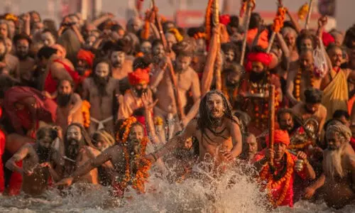 മഹാകുംഭമേളയ്ക്ക് ഇന്നു തുടക്കം; 40 കോടി തീർഥാടകരെത്തും