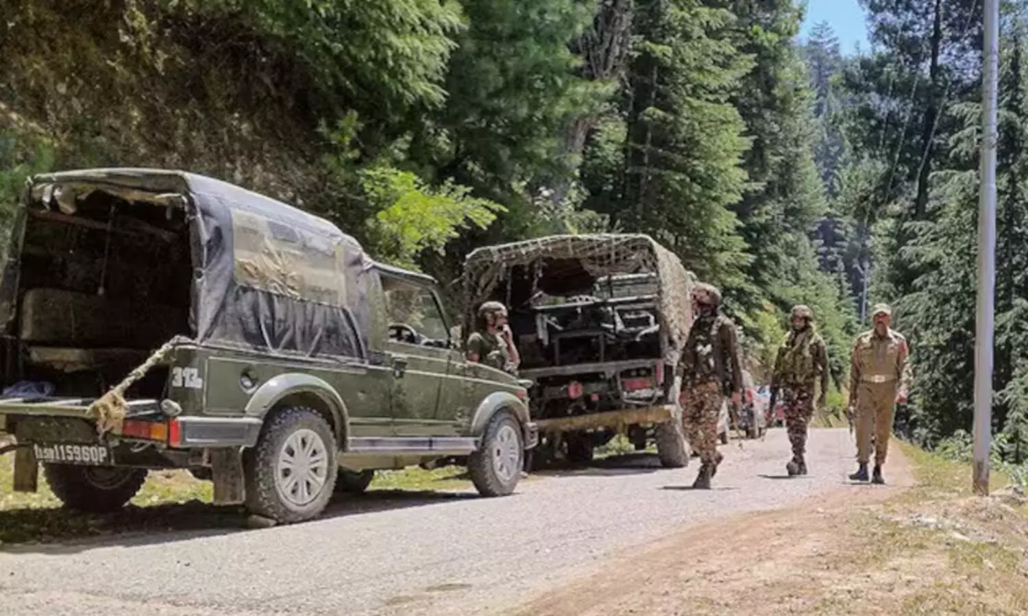 കുഴിബോംബ് സ്ഫോടനത്തിൽ ആറ് സൈനികർക്ക് പരിക്ക്