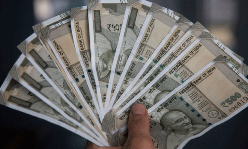 വി​നി​മ​യ നി​ര​ക്ക് സ​ർ​വ​കാ​ല റെ​ക്കോ​ഡി​ൽ; റി​യാ​ലി​ന് 223. 70 രൂ​പ