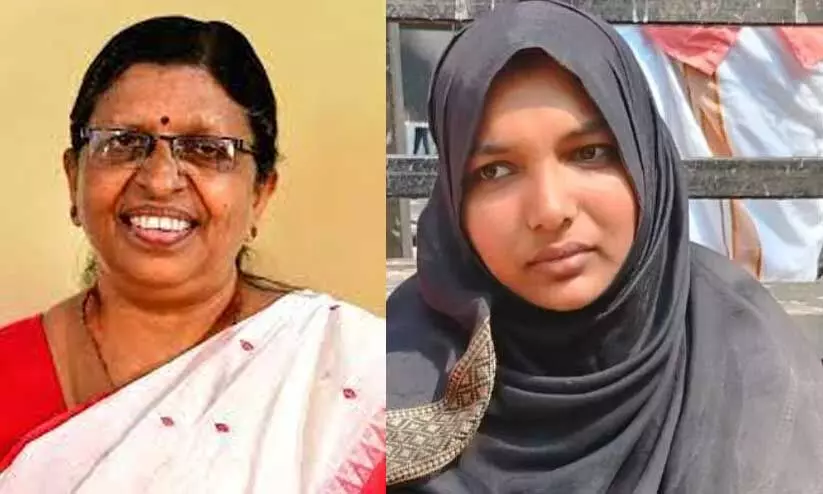 നഷ്ടപരിഹാരം നൽകുമെന്ന് പറഞ്ഞിട്ടും സമരത്തിന് പോയി; ഹർഷിനക്കെതിരെ വനിതാ കമീഷൻ അധ്യക്ഷ