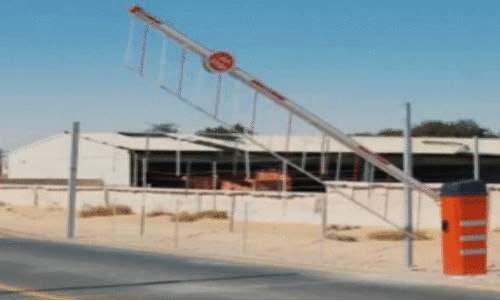 ദു​ബൈ-​ഹ​ത്ത റോ​ഡി​ൽ സ്മാ​ർ​ട്ട് ഗേ​റ്റ്​ സ്ഥാ​പി​ച്ചു