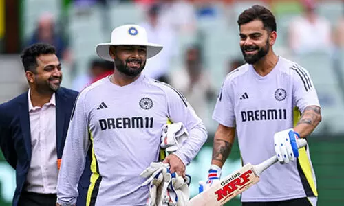 ബി.സി.സി.ഐ കണ്ണുരുട്ടി! രഞ്ജി ട്രോഫി കളിക്കാൻ കോഹ്ലിയും? ഡൽഹി സാധ്യത ടീമിൽ താരത്തിന്‍റെ പേരും