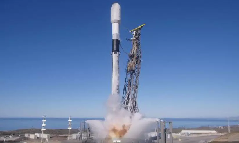 ചരിത്രമെഴുതി ‘എം.ബി.ഇസെഡ് സാറ്റ്’ പറന്നുയർന്നു ചരിത്രമെഴുതി ‘എം.ബി.ഇസെഡ് സാറ്റ്’ പറന്നുയർന്നു