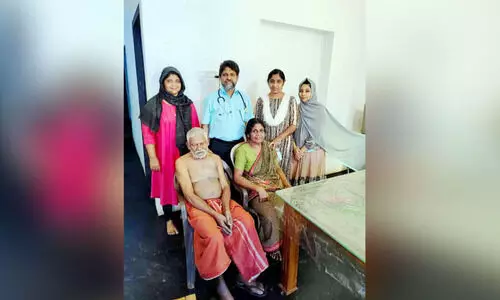 പ്ര​തീ​ക്ഷ​യു​ടെ ചി​റ​കൊ​രു​ക്കാം