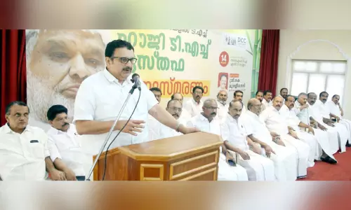 സി.പി.എം ഭൂരിപക്ഷ വർഗീയതയെ താലോലിക്കുന്നു -കെ. മുരളീധരൻ