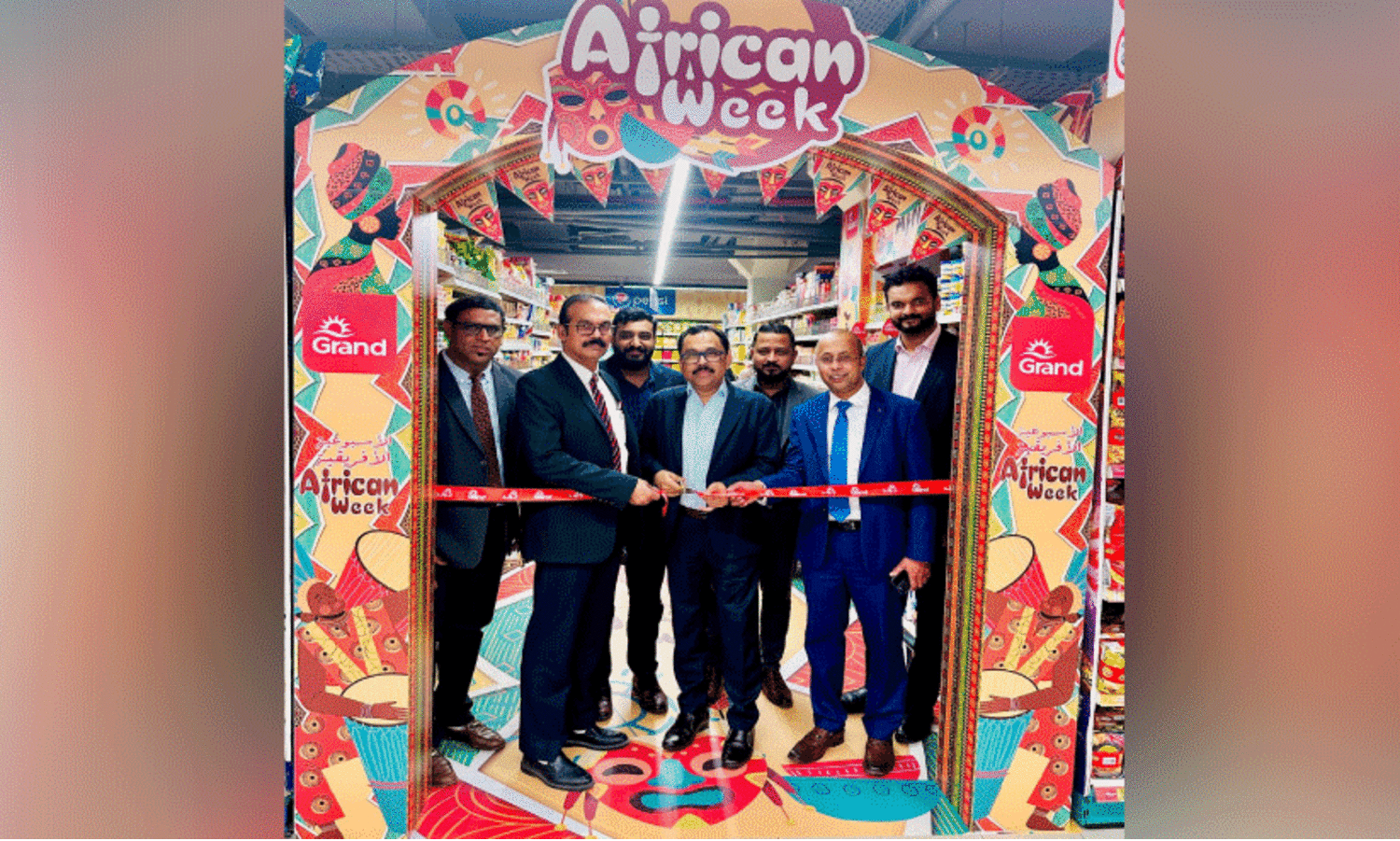 ഗ്രാ​ൻ​ഡ്മാ​ൾ ഹൈ​പ്പ​ർ​ മാ​ർ​ക്ക​റ്റി​ൽ   ആ​ഫ്രി​ക്ക​ൻ വീ​ക്ക് പ്ര​മോ​ഷ​ൻ