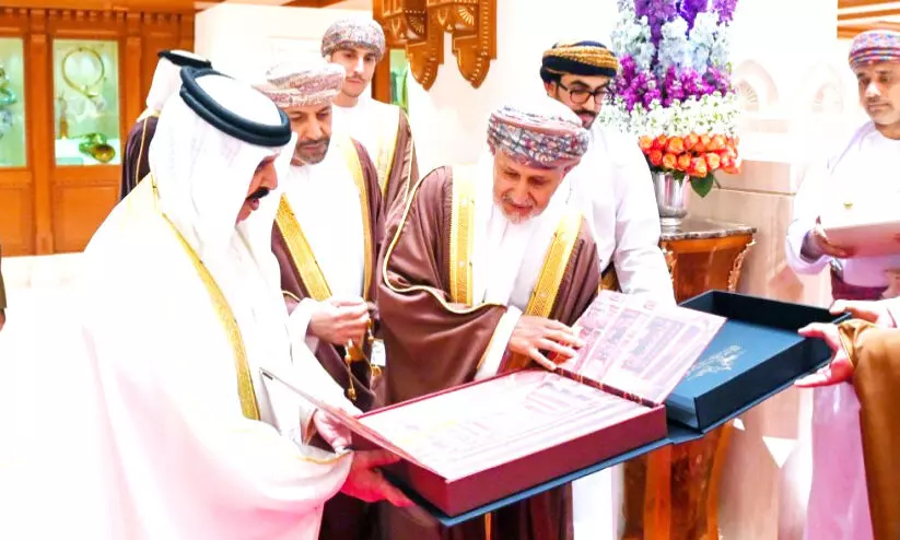 ഓ​പ്പ​റ ഹൗ​സ് സ​ന്ദ​ർ​ശനം