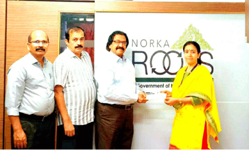 വ​യ​നാ​ട് ദു​രി​താ​ശ്വാ​സ നി​ധി​യി​ലേ​ക്ക് കാ​രു​ണ്യ ബം​ഗ​ളൂ​രു സം​ഭാ​വ​ന കൈ​മാ​റി