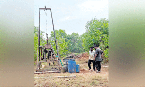 പയ്യന്നൂർ മൾട്ടി പർപ്പസ് സ്റ്റേഡിയം; അനിശ്ചിതത്വം നീങ്ങുന്നു; മണ്ണു പരിശോധന തുടങ്ങി