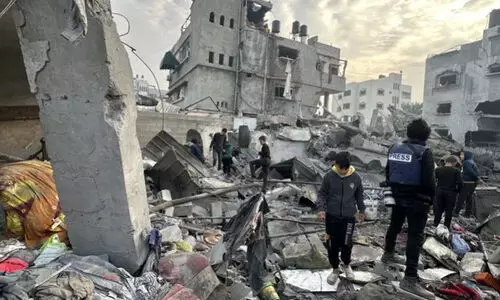 വെടിനിർത്തൽ കരാറിൽ ഇസ്രായേലിന്‍റെ ഒളിച്ചുകളി; മന്ത്രിസഭയിൽ വോട്ടെടുപ്പ് വൈകിപ്പിക്കുന്നു; ഗസ്സയിൽ 81 മരണം