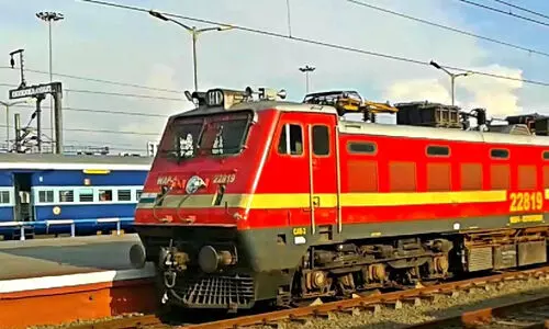 ട്രെ​യി​ൻ സ​ർ​വി​സു​ക​ളി​ൽ മാ​റ്റം