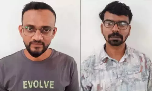 ഓ​ഹ​രി വി​പ​ണി നി​ക്ഷേ​പം: 78 ല​ക്ഷം ത​ട്ടി​യ മ​ല​യാ​ളി യു​വാ​ക്ക​ൾ അ​റ​സ്റ്റി​ൽ