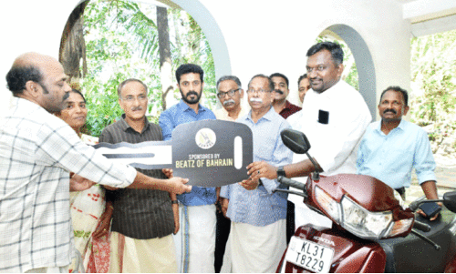 ബീ​റ്റ്സ് ഓ​ഫ് ബ​ഹ്‌​റൈ​ൻ മു​ച്ച​ക്ര വാ​ഹ​നം കൈ​മാ​റി