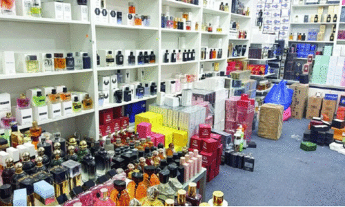 വ്യാ​ജ സു​ഗ​ന്ധ​വ​സ്തു​ക്ക​ൾ; സാ​ൽ​മി​യ​യി​ലെ സം​ഭ​ര​ണ കേ​ന്ദ്രം പൂ​ട്ടി​ച്ചു