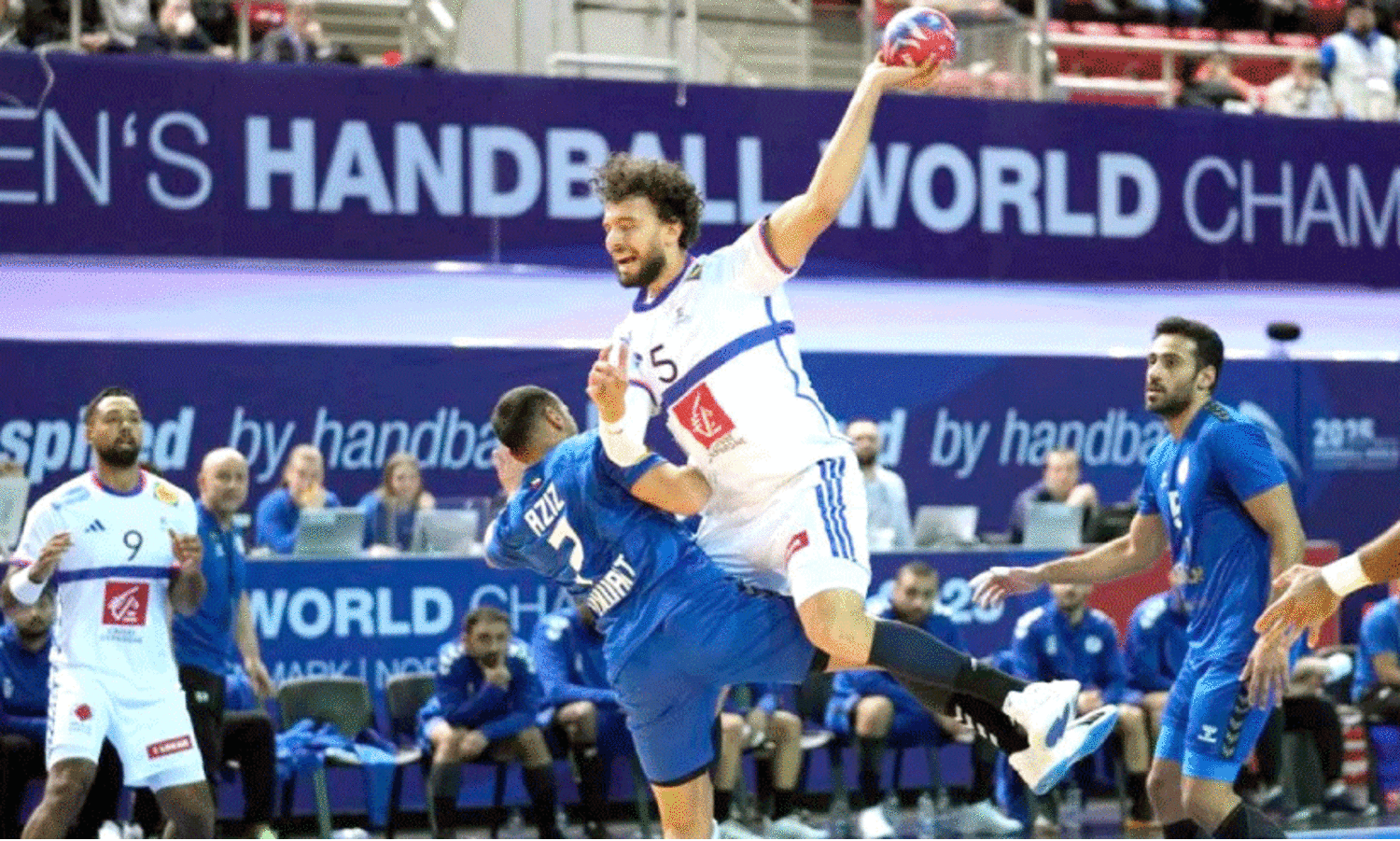 ലോ​ക ഹാ​ൻ​ഡ്ബാ​ൾ ചാ​മ്പ്യ​ൻ​ഷി​പ്; കു​വൈ​ത്തി​നെ കീ​ഴ​ട​ക്കി ഫ്രാ​ൻ​സ്