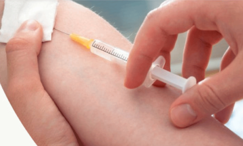 ഉംറ നിർവഹിക്കാൻ പോകുന്നവർക്ക് മെനിഞ്ചൈറ്റിസ് വാക്സിൻ നിർബന്ധമാക്കി ആരോഗ്യമന്ത്രാലയം ഉംറ നിർവഹിക്കാൻ പോകുന്നവർക്ക് മെനിഞ്ചൈറ്റിസ് വാക്സിൻ നിർബന്ധമാക്കി ആരോഗ്യമന്ത്രാലയം