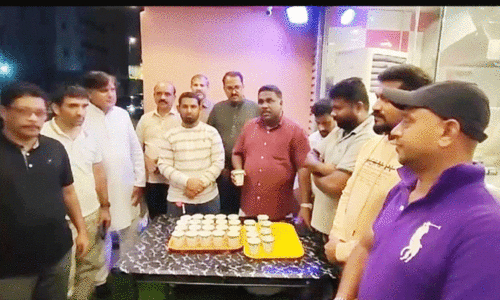 ഐ.​ഒ.​സി മ​ക്കാ സെ​ൻ​ട്ര​ൽ ക​മ്മി​റ്റി ആ​ഘോ​ഷം