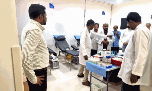 ഷാ​ർ​ജ മ​ല​യാ​ളി കൂ​ട്ടാ​യ്മ ര​ക്ത​ദാ​ന ക്യാ​മ്പ്​