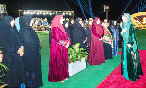 സു​ൽ​ത്താ​ന്റെ സ്ഥാ​നാ​രോ​ഹ​ണ വാ​ർ​ഷി​കം; സ്നേ​ഹ വി​രു​​ന്നൊ​രു​ക്കി പ്ര​ഥ​മ വ​നി​ത