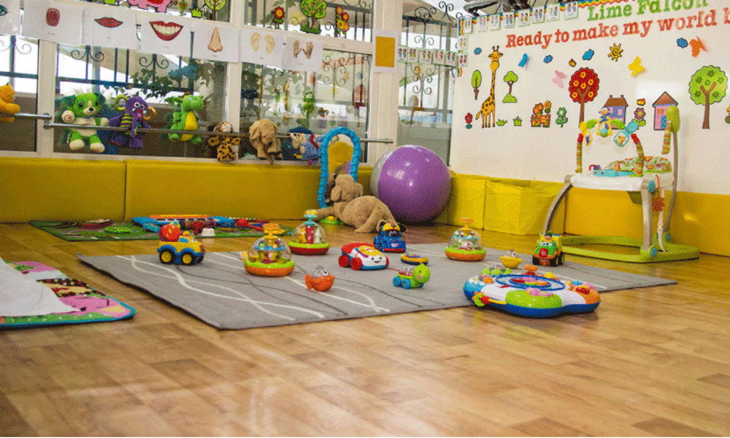 ഒ​രു ദി​വ​സം പ്രാ​യ​മാ​യ കു​ഞ്ഞി​നെ​യും ന​ഴ്സ​റി​യി​ൽ പ്ര​വേ​ശി​പ്പി​ക്കാം